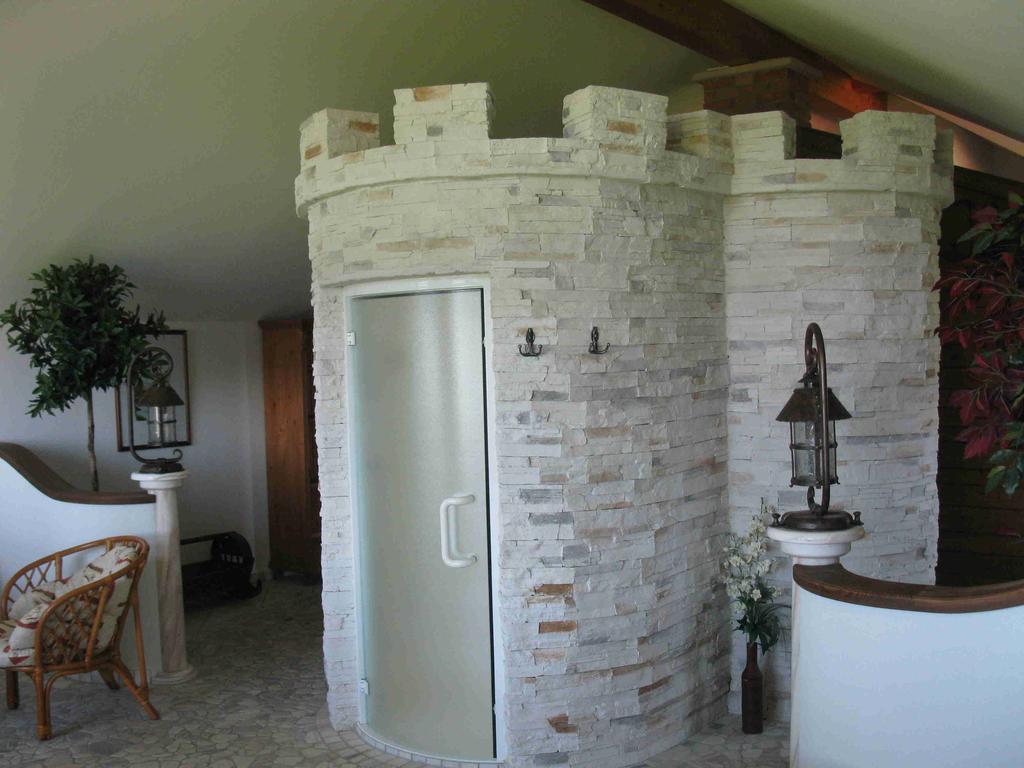 Hotel Irmgard Strass im Attergau المظهر الخارجي الصورة