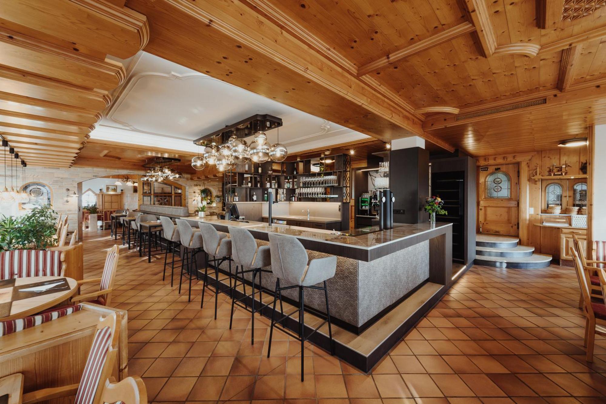 Hotel Irmgard Strass im Attergau المظهر الخارجي الصورة